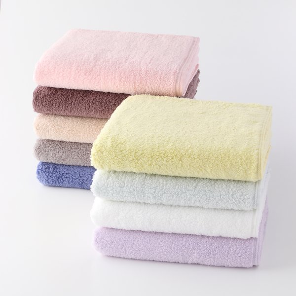 SUPER MARSHMALLOW BATH TOWEL