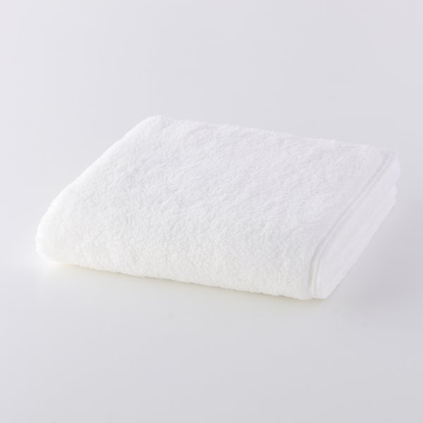 SUPER MARSHMALLOW BATH TOWEL