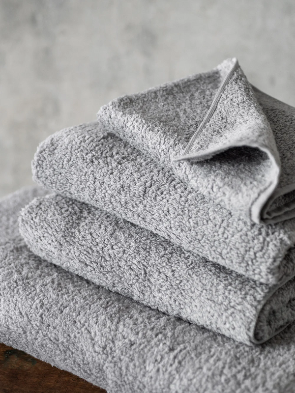CL ZERO TWIST BATH TOWEL (BEIGE/ GREY)