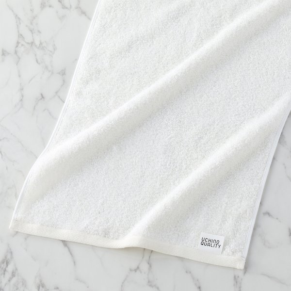 Skin Tsuyafuwa Silk Hand Towel